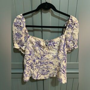 H&M flirty summer top. Never worn.